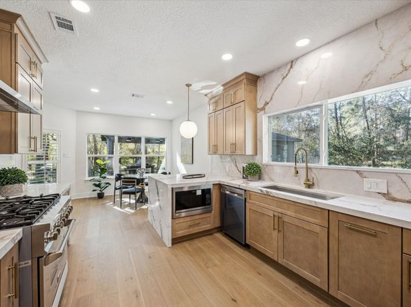 35 Indian Clover Drive, The Woodlands TX 77381