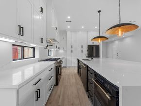 943 W 31st Street, Houston TX 77018