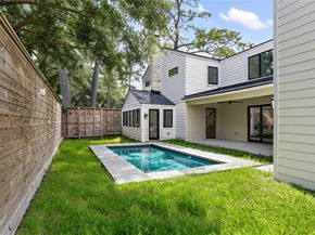 814 Azalea Street, Houston TX 77018