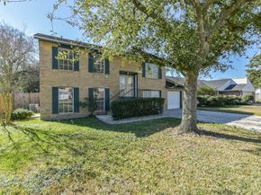 406 Mcconn Court, Houston TX 77598