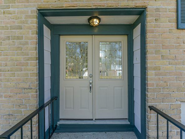 406 Mcconn Court, Houston TX 77598
