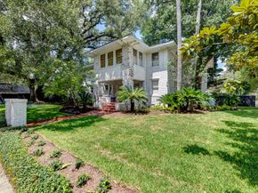 3416 Audubon Place, Houston TX 77006