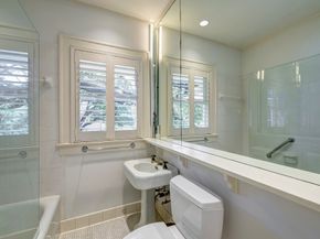 3416 Audubon Place, Houston TX 77006