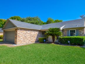 3923 Issacks Way, Sugar Land TX 77479