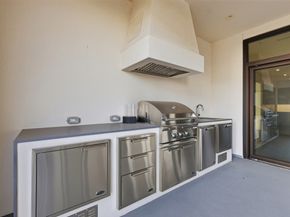 6017 Memorial Drive 505, Houston TX 77007