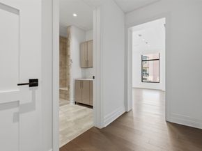 6017 Memorial Drive 505, Houston TX 77007