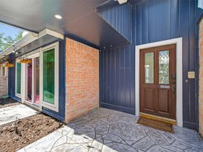 1426 Heathwood Drive, Houston TX 77077