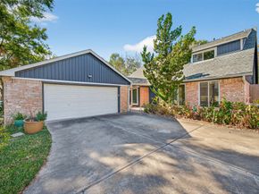 1426 Heathwood Drive, Houston TX 77077