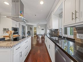 1426 Heathwood Drive, Houston TX 77077