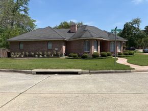 24602 W Kingscrest Circle, Spring TX 77389