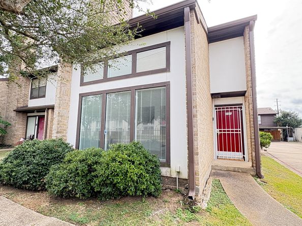 6633 W Airport Boulevard 101, Houston TX 77035