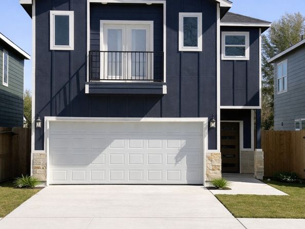 9307 Noel Street, Houston TX 77033