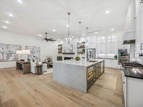 431 W 30th Street, Houston TX 77018