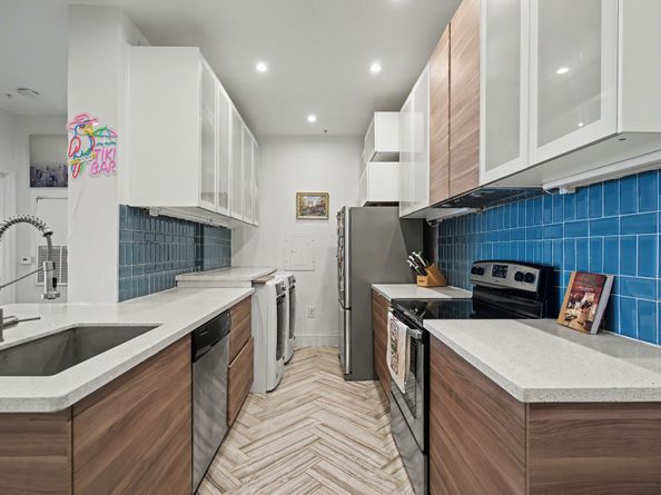 3231 Allen Parkway 2104, Houston TX 77019