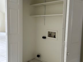 6354 Ivyknoll Drive, Houston TX 77035