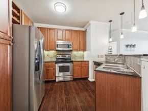 1711 Old Spanish Trail 313, Houston TX 77054