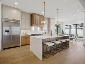 1622 Candlelight Lane, Houston TX 77018