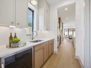 1622 Candlelight Lane, Houston TX 77018