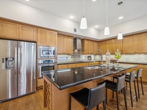 220 Detering Street, Houston TX 77007