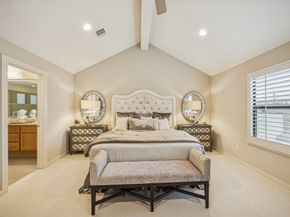 220 Detering Street, Houston TX 77007