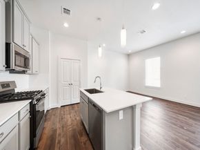 2007 Bauer Drive A, Houston TX 77080