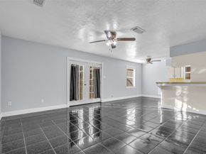 7226 Kingsway Drive, Houston TX 77087