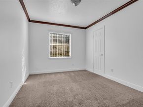 7226 Kingsway Drive, Houston TX 77087