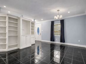 7226 Kingsway Drive, Houston TX 77087