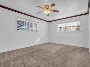 7226 Kingsway Drive, Houston TX 77087