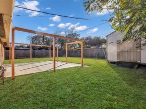 7226 Kingsway Drive, Houston TX 77087