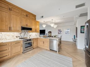 3333 Allen Parkway 602, Houston TX 77019