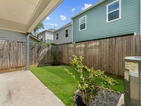 2107 Crockett Street, Houston TX 77007