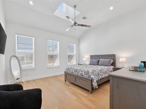 3317 Timbergrove Oaks Street, Houston TX 77008