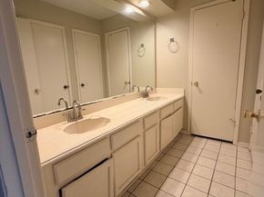 11562 Willwood Drive, Houston TX 77072