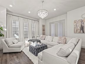 10909 Upland Retreat Drive, Houston TX 77043