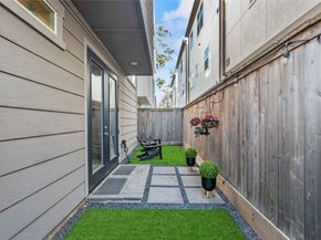 10909 Upland Retreat Drive, Houston TX 77043