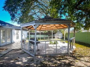 11443 Newbrook Drive, Houston TX 77072