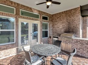 51 Prairie Falcon, The Woodlands TX 77389