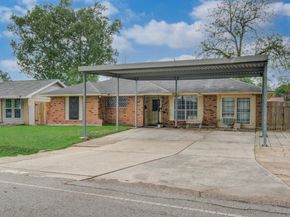 9223 Rockcliff Drive, Houston TX 77037