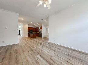 73 E Montfair Boulevard, The Woodlands TX 77382