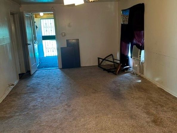 4421 Noble Street, Houston TX 77020