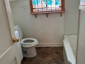 4421 Noble Street, Houston TX 77020