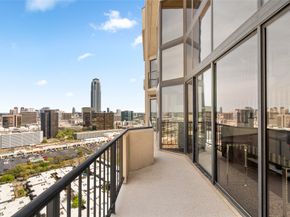 3350 Mccue Road 2402, Houston TX 77056