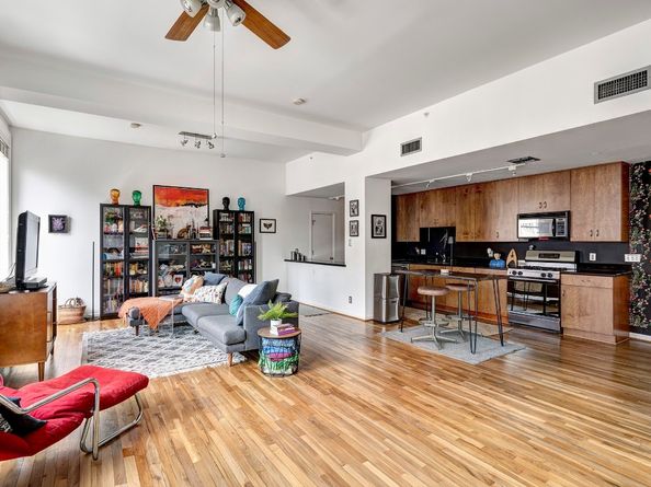 915 Franklin Street 7C, Houston TX 77002