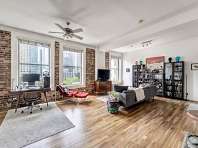 915 Franklin Street 7C, Houston TX 77002