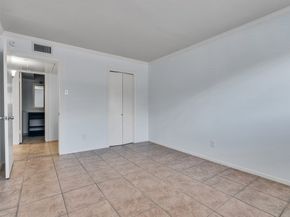 5230 Arboles Drive 4, Houston TX 77035