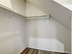 7042 Plum Creek Terrace Lane, Houston TX 77087