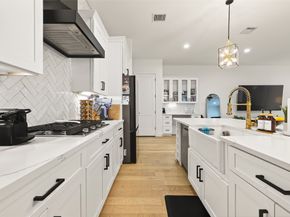 1926 Hoskins Drive, Houston TX 77080