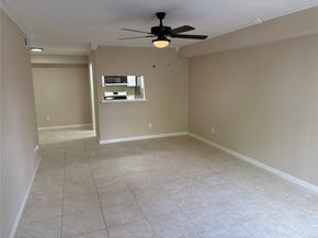 4645 Wild Indigo Street 366, Houston TX 77027