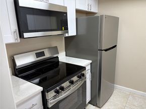 4645 Wild Indigo Street 366, Houston TX 77027
